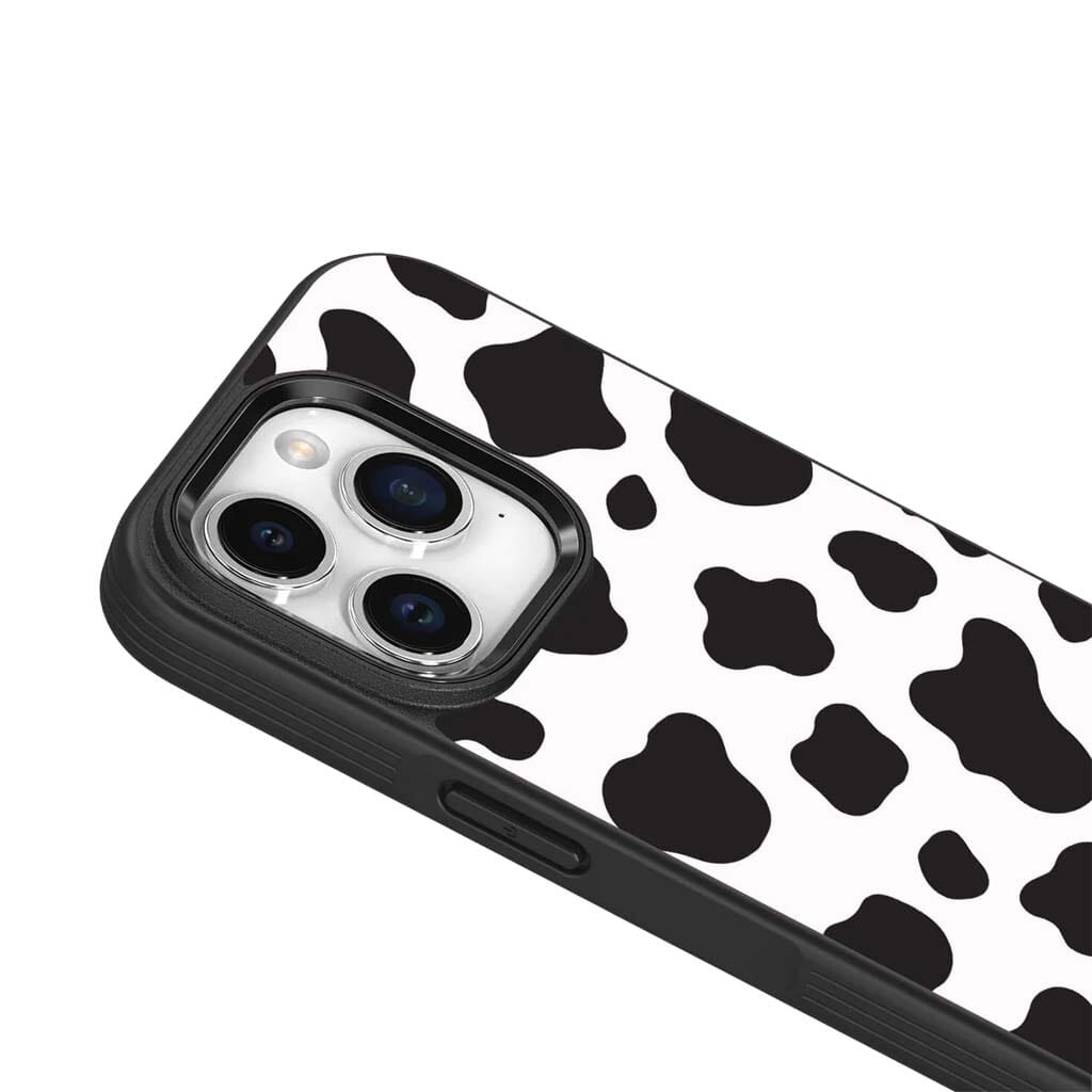 iPhone 15 Pro Max Case With MagSafe - Black Cow