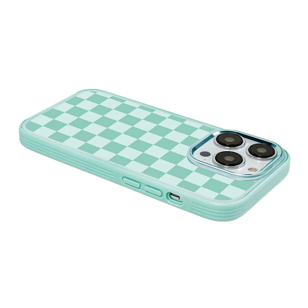 iPhone 15 Pro Case With MagSafe - Green Checkerboard